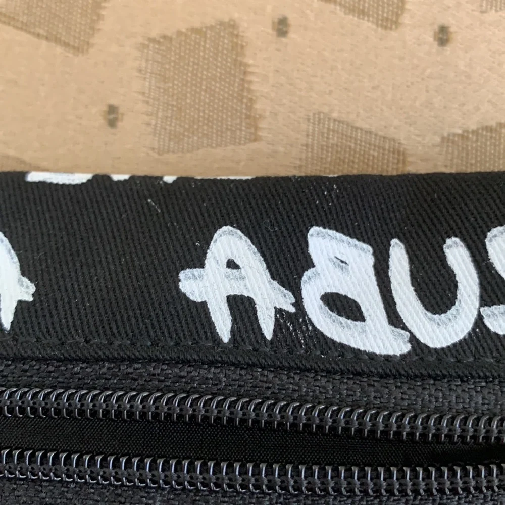 🍾 HOST PICK 🍾 🏝 Aruba Souvenir Travel Bag 🏝 - Picture 6 of 7